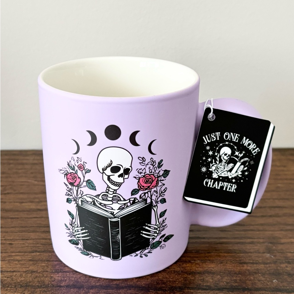 💜💀📖 Sunday Morning Halloween Purple Skeleton Reading Book Mug